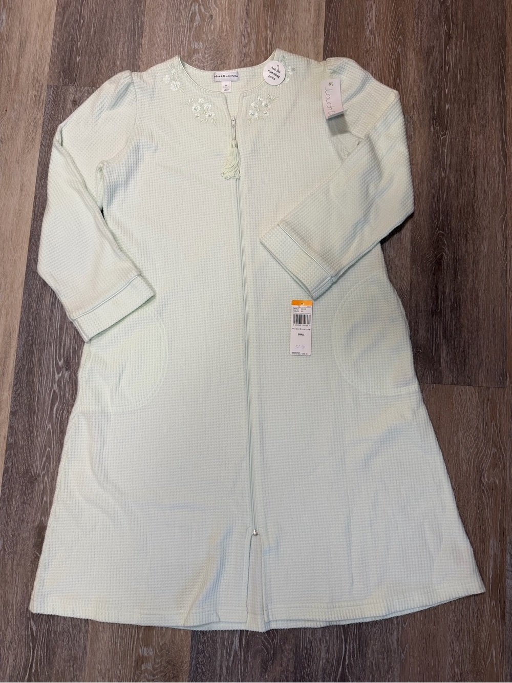 NWT Miss Elaine Sml Women’s Soft Robe Green Waffle Knit Pockets Long Sleeve Cozy - Picture 9 of 11